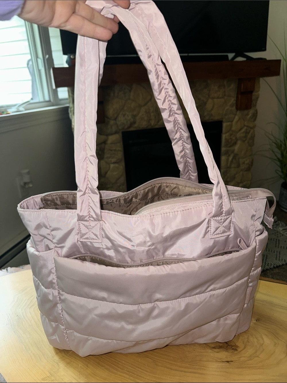 🩷🤍🩷🤍Light Pink Quilted Tote Bag - Everyday Shoulder Bag NWOT